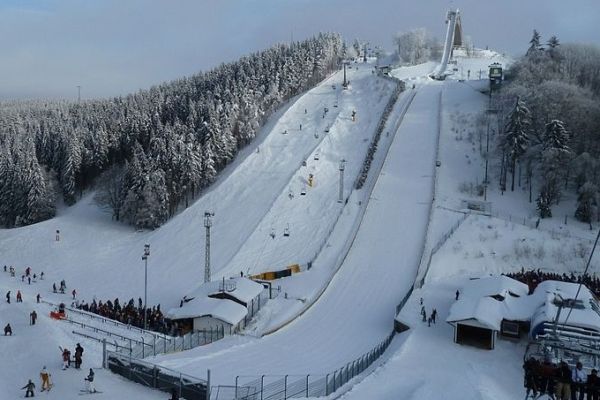 winterberg sankt.georg.schanze cc.nichter85 - FIS Cup WINTERBERG: DAVID UNTERBERGER ZWYCIĘŻA w PIERWSZYM KONKURSIE