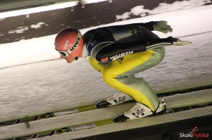 Freund Severin rozbieg S.Piwowar 300x199 - Pół zimowe skoki jesienią - kadry już trenują na torach lodowych