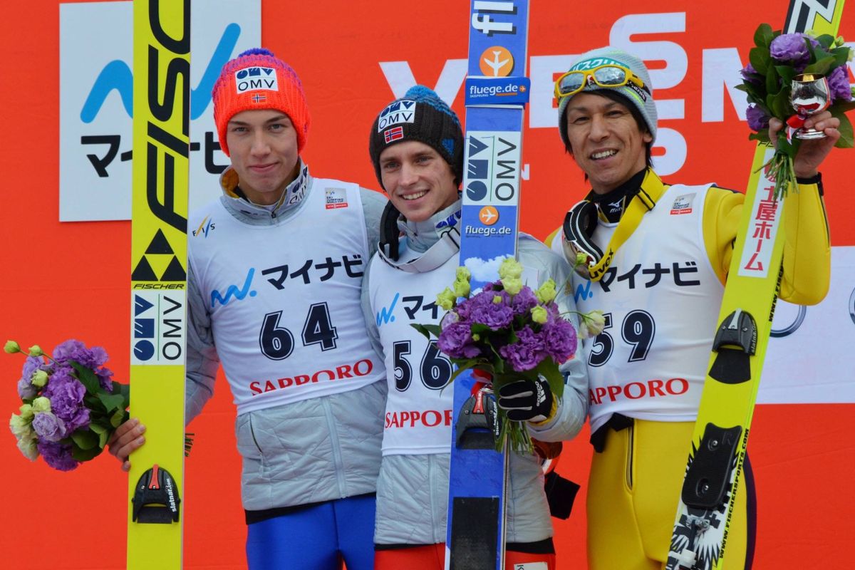 Forfang Fannemel Kasai podium.Sapporo.2016 - PŚ Sapporo: Fannemel wygrywa z rekordem, Stoch znowu poza "30"
