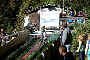 Tymek Cienciala Vierschanzentournee 2016 Berchtesgaden 08 300x200 - Tymoteusz Cienciała ponownie wygrywa Turniej Czterech Skoczni dla dzieci! (FOTO, WIDEO)