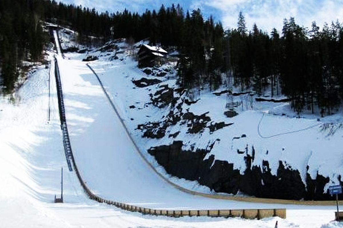Vikersundbakken HS 117 fot.skisprungschanzen.com  - Młodzież wybuduje nową skocznię narciarską w Vikersund