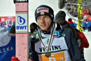 Dawid Kubacki Oberstdorf 2018 fot. Julia Piątkowska 300x200 - MŚwL Oberstdorf: Norwegowie mistrzami świata, Polacy z brązowym medalem!