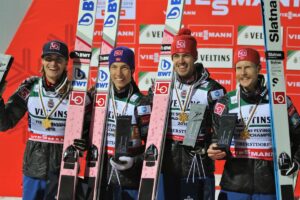 Read more about the article MŚwL Oberstdorf: Norwegowie mistrzami świata, Polacy z brązowym medalem!