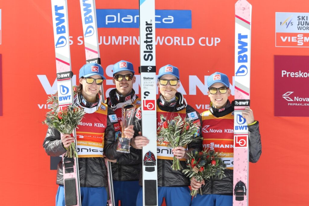 Read more about the article PŚ Planica: Norwegowie najlepsi w ostatnim konkursie drużynowym sezonu. Polacy poza podium