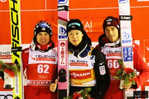 Read more about the article PŚ Ruka: R.Kobayashi wygrywa, Stoch i Żyła na podium!