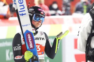 Read more about the article FIS Cup Pań Kuopio: Shao prowadzi na półmetku, trzy Polki w finale