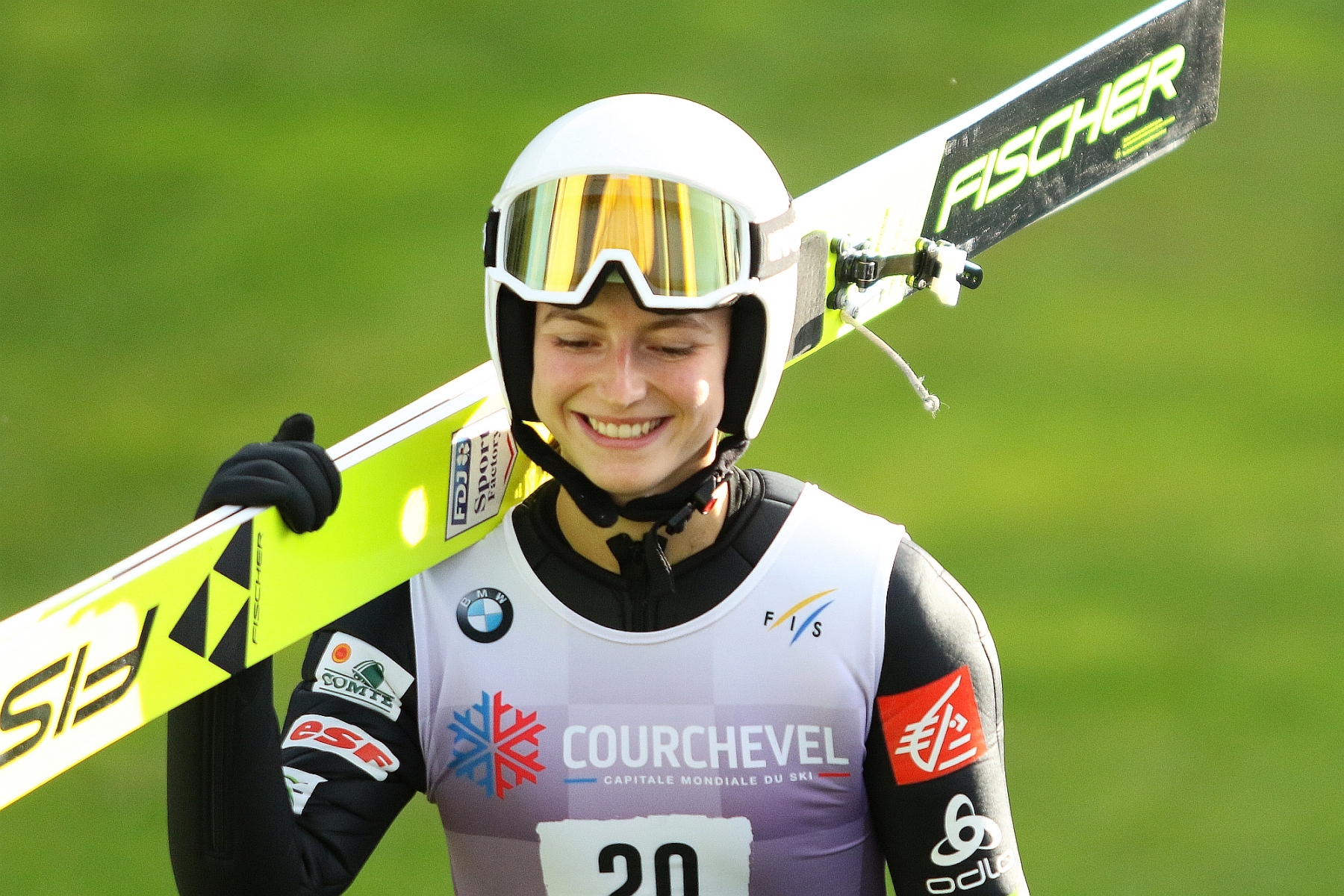 You are currently viewing FIS Cup Pań w Gérardmer: Joséphine Pagnier wygrywa z rekordem skoczni